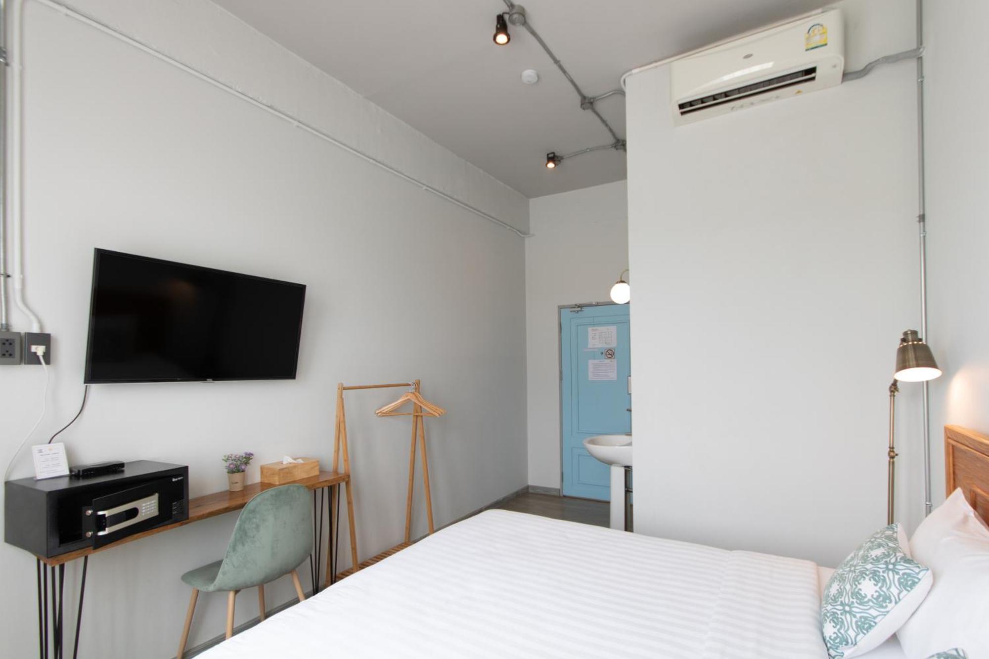Latima Boutique Hostel Kanchanaburi Exterior foto